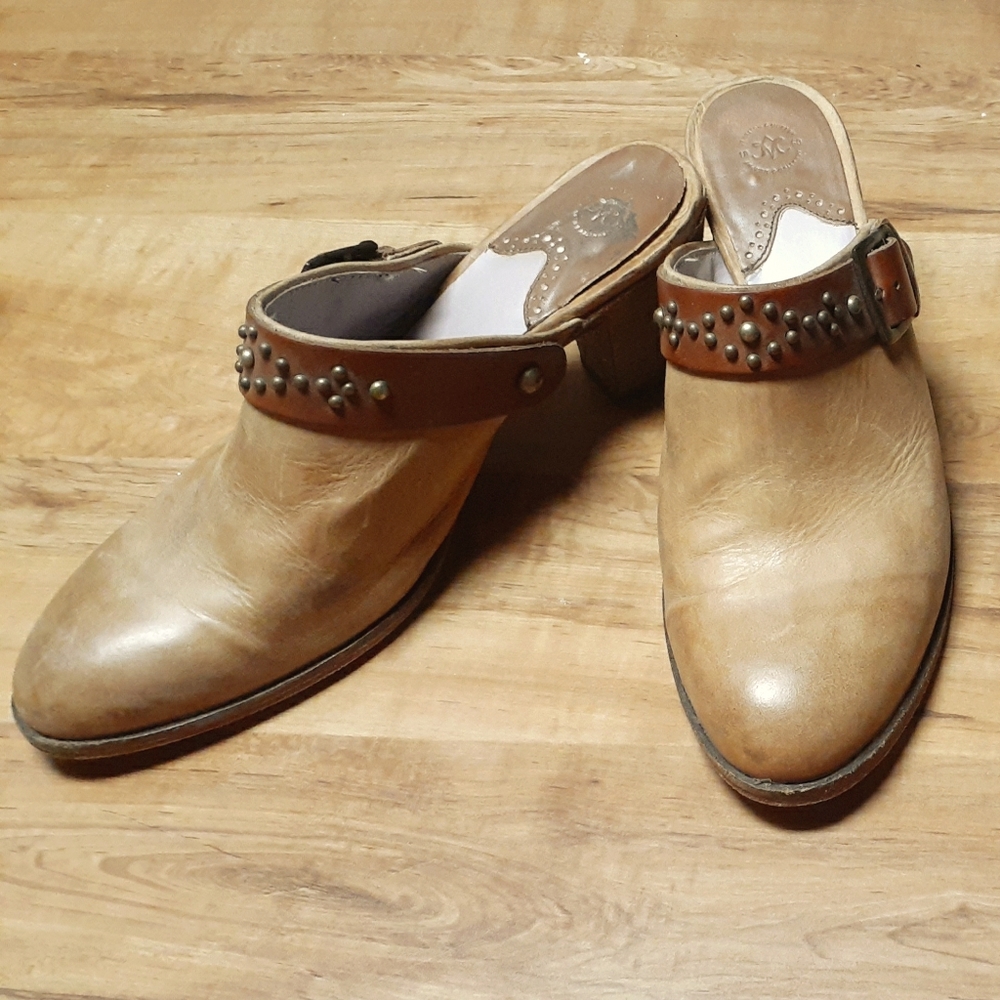 Johnston & Murphy dress heels